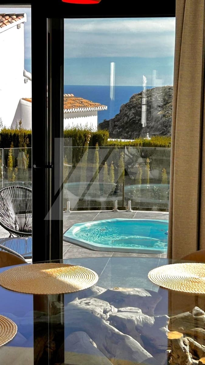 3 bedroom Villa for sale in Cumbre del Sol with pool garage - € 1,090,000 (Ref: 8948218)