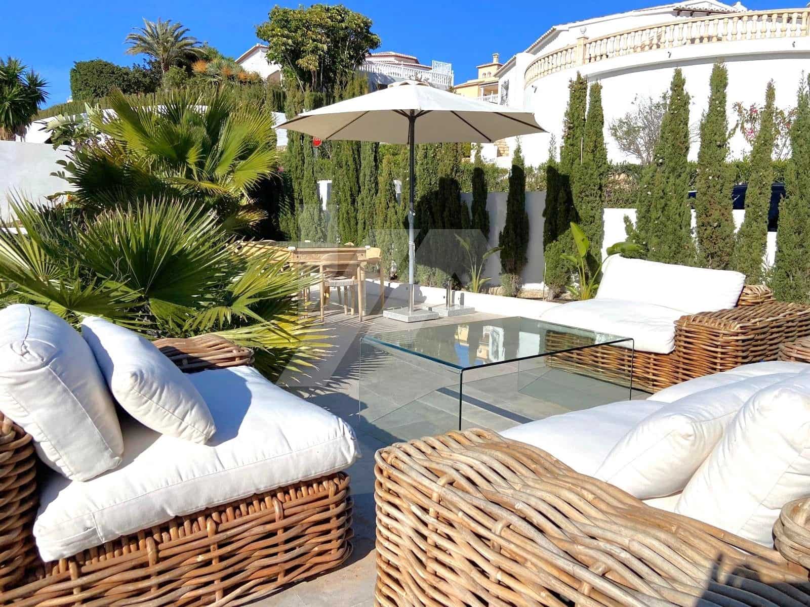 3 bedroom Villa for sale in Cumbre del Sol with pool garage - € 1,090,000 (Ref: 8948218)