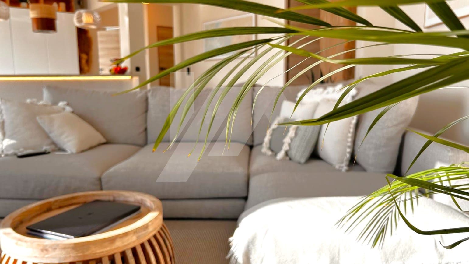 3 bedroom Villa for sale in Cumbre del Sol with pool garage - € 1,090,000 (Ref: 8948218)