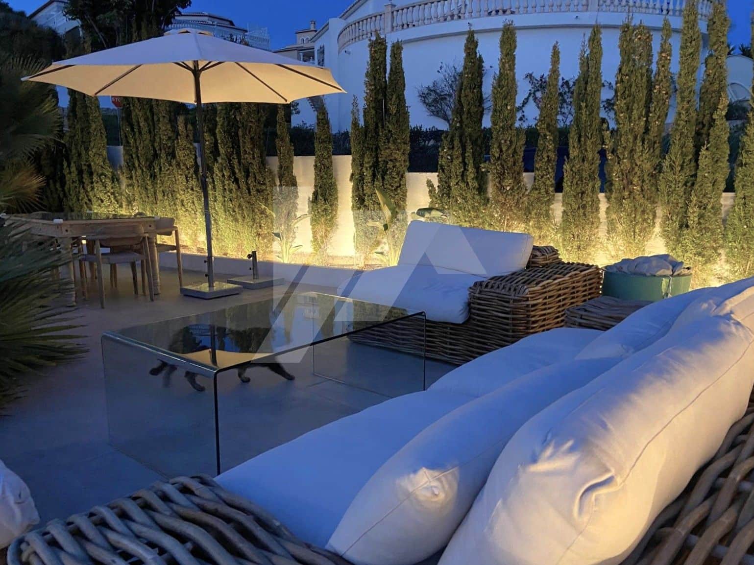 3 bedroom Villa for sale in Cumbre del Sol with pool garage - € 1,090,000 (Ref: 8948218)