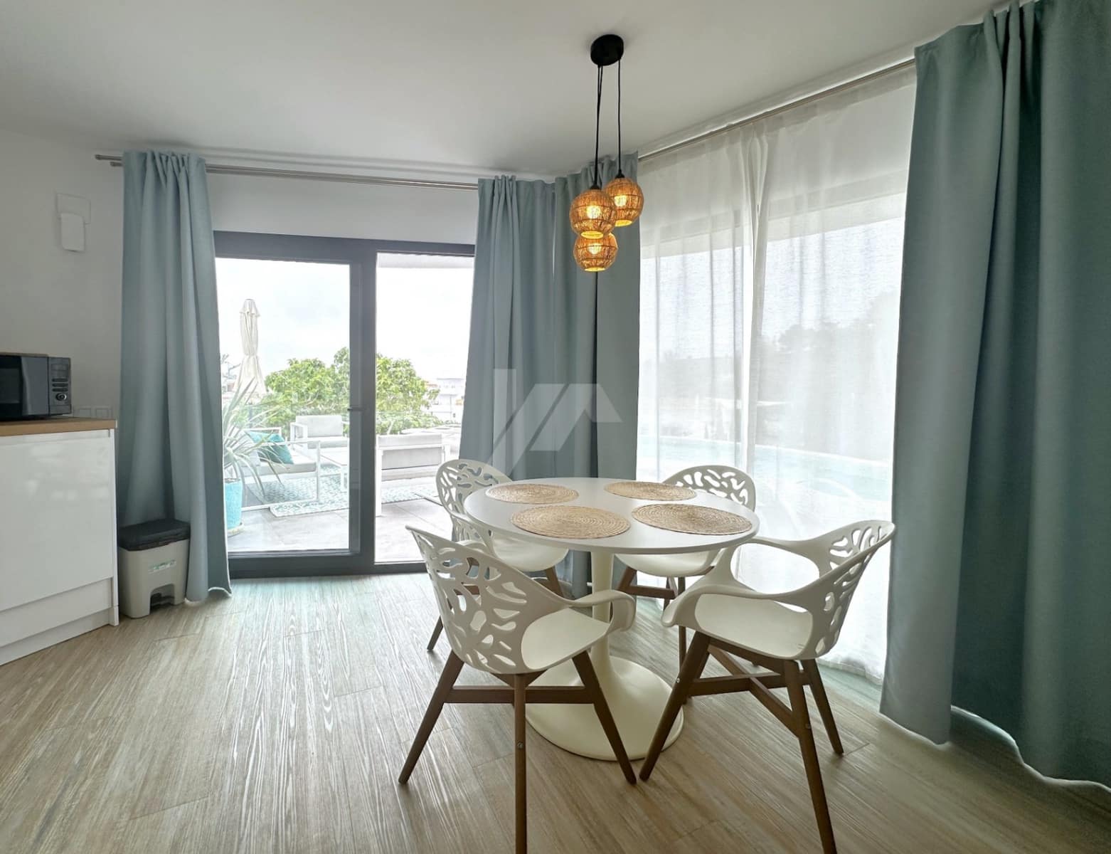 3 bedroom Villa for sale in Cumbre del Sol with pool garage - € 1,090,000 (Ref: 8948218)