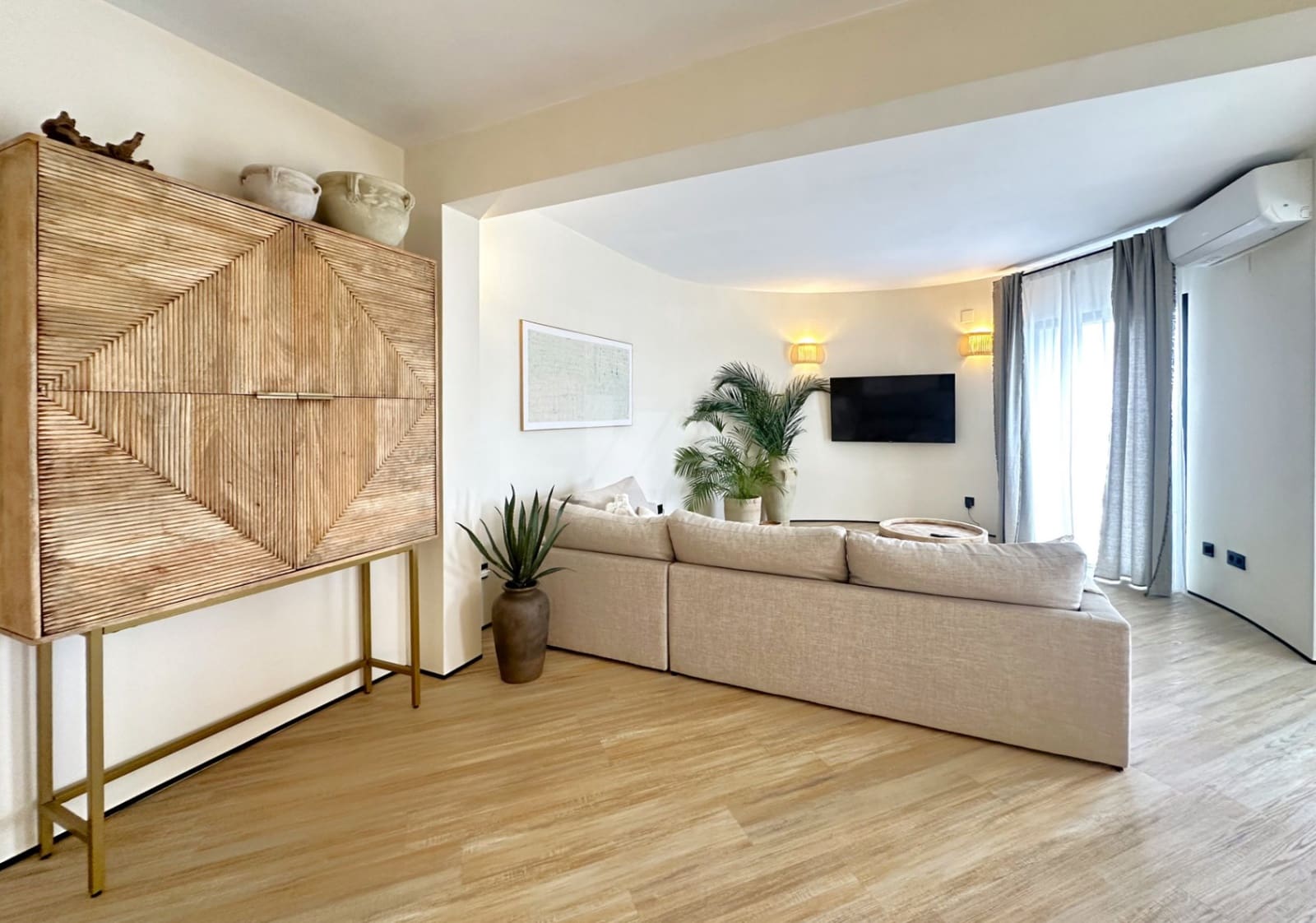 3 bedroom Villa for sale in Cumbre del Sol with pool garage - € 1,090,000 (Ref: 8948218)