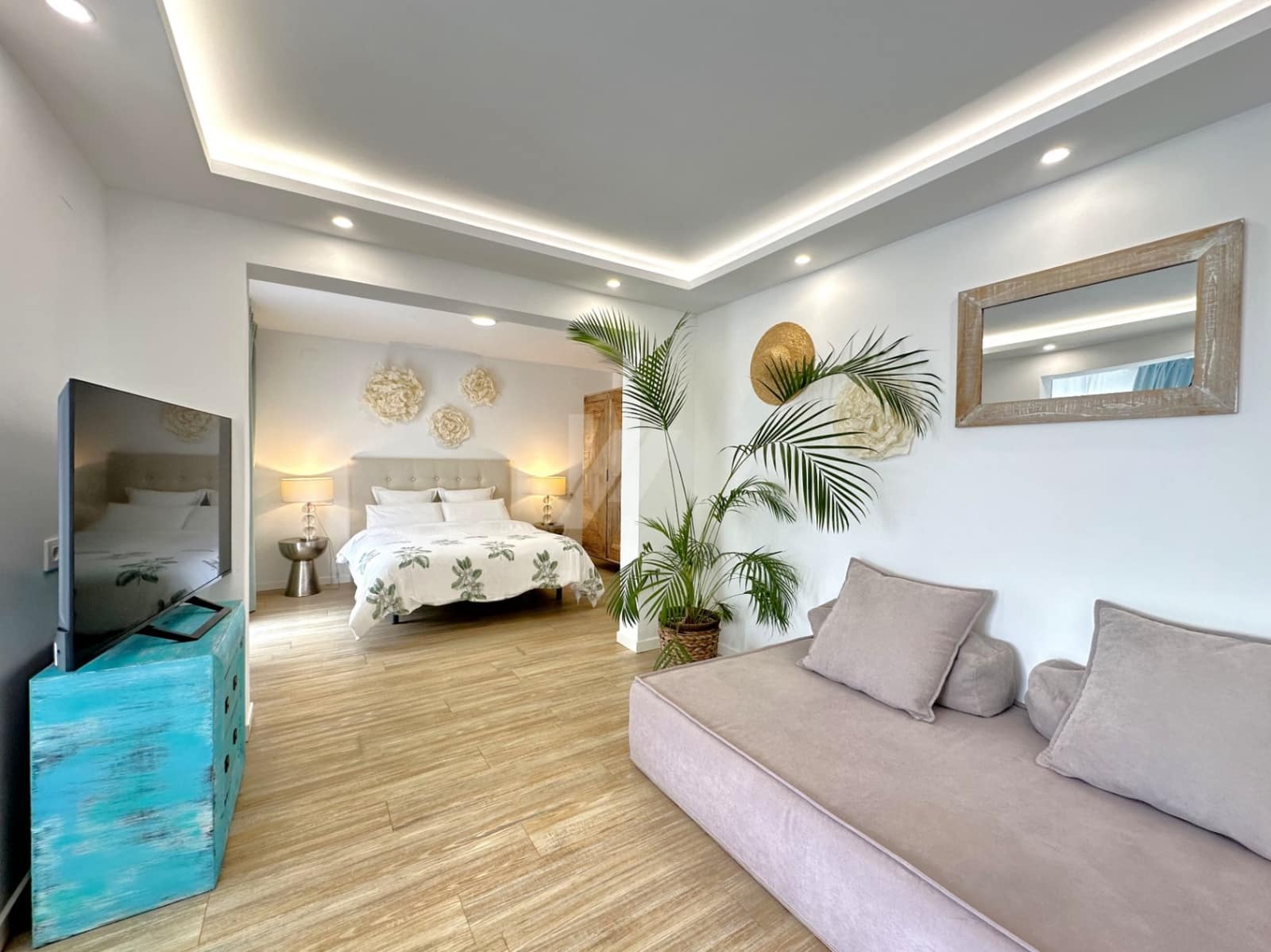 3 bedroom Villa for sale in Cumbre del Sol with pool garage - € 1,090,000 (Ref: 8948218)