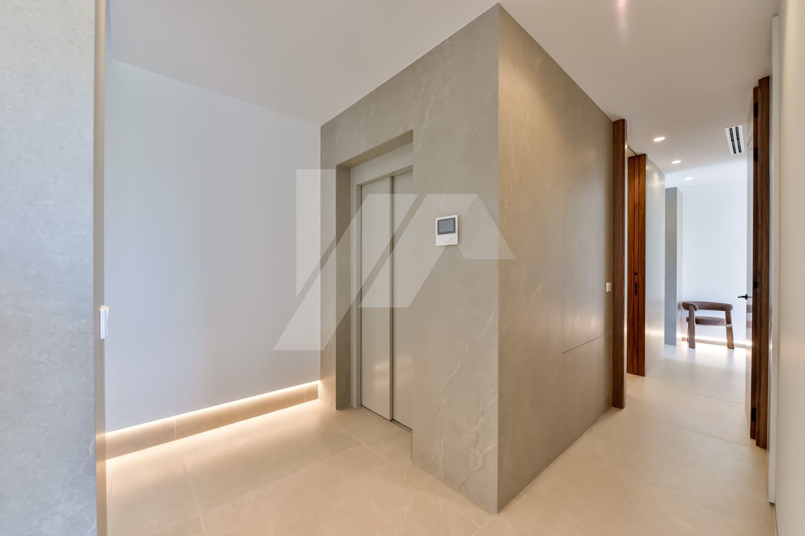 4 sypialnia Willa na sprzedaż w Altea la Vella z basenem garażem - 2 795 000 € (Ref: 8948219)