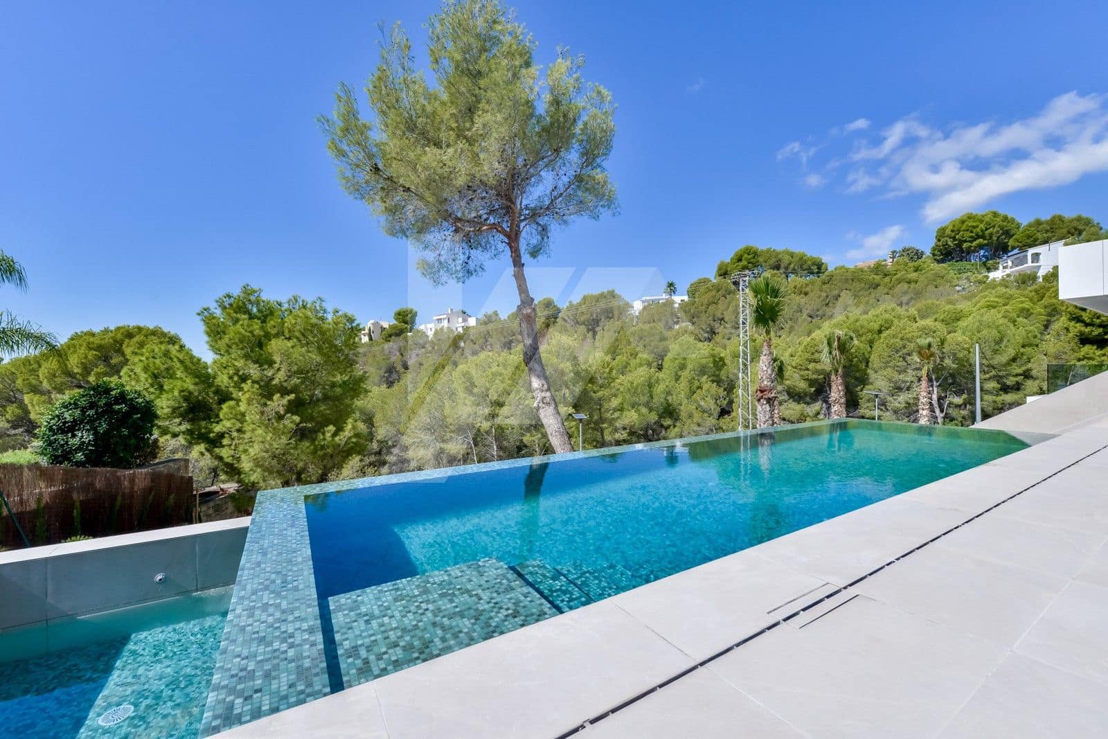 4 sypialnia Willa na sprzedaż w Altea la Vella z basenem garażem - 2 795 000 € (Ref: 8948219)