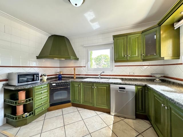 4 camera da letto Villa in vendita in Pinar del Advocat - Cometa, Teulada-Moraira con piscina garage - 690.000 € (Rif: 8971348)