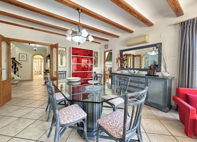 4 camera da letto Villa in vendita in Pinar del Advocat - Cometa, Teulada-Moraira con piscina garage - 690.000 € (Rif: 8971348)