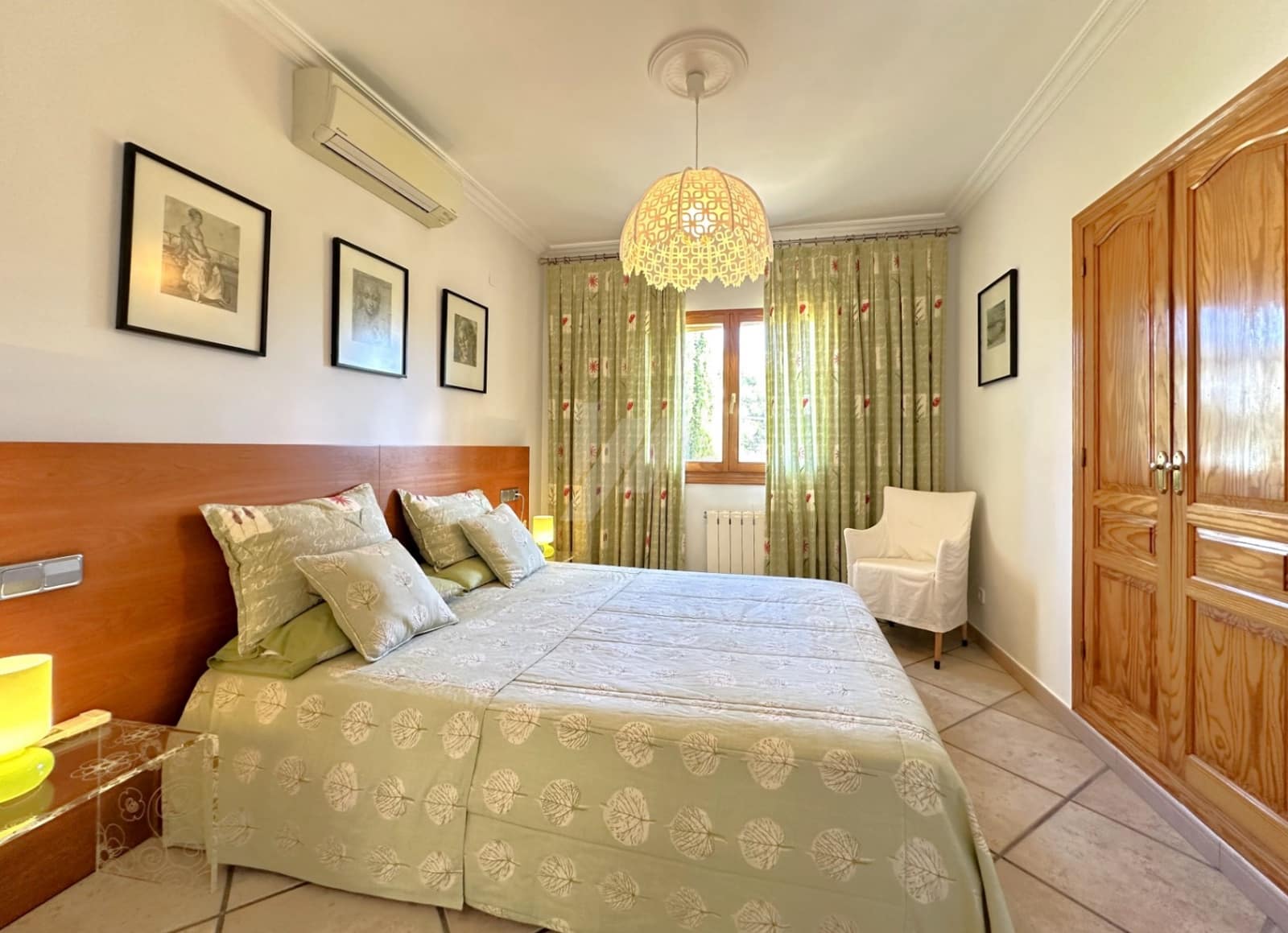 4 sypialnia Willa na sprzedaż w Moraira z basenem garażem - 690 000 € (Ref: 8971348)