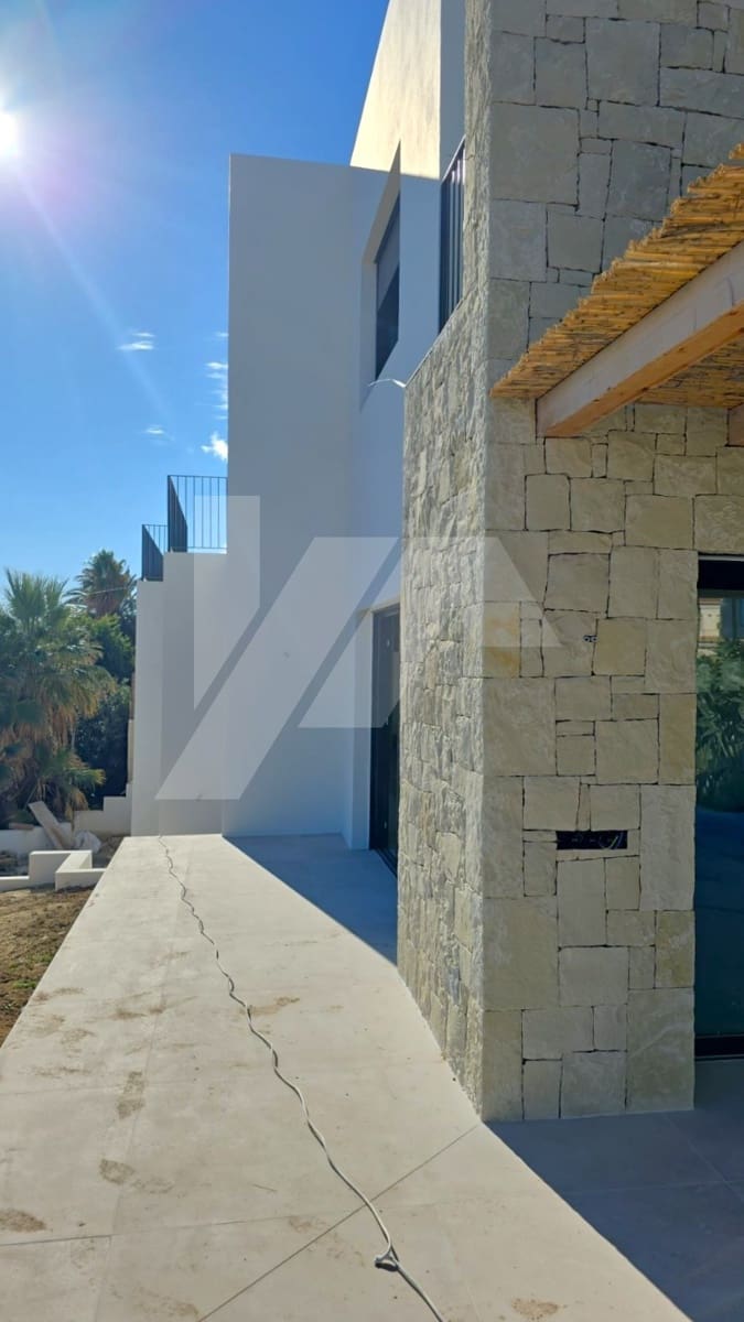 4 soverom Villa til salgs i Calpe / Calp med svømmebasseng garasje - € 1 575 000 (Ref: 8997724)