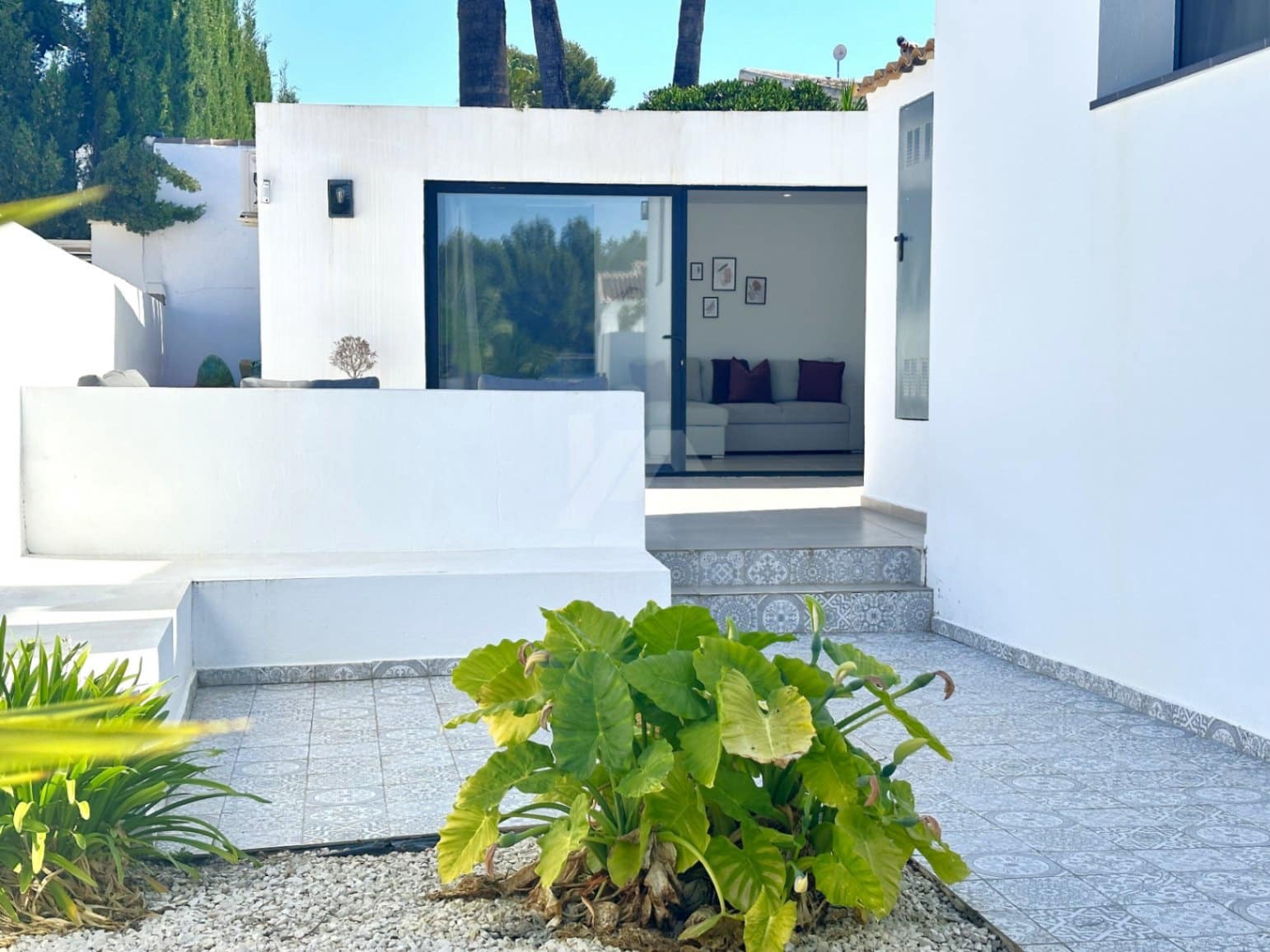 4 soveværelse Villa til salg i Benissa med swimmingpool garage - € 1.199.000 (Ref: 9030425)