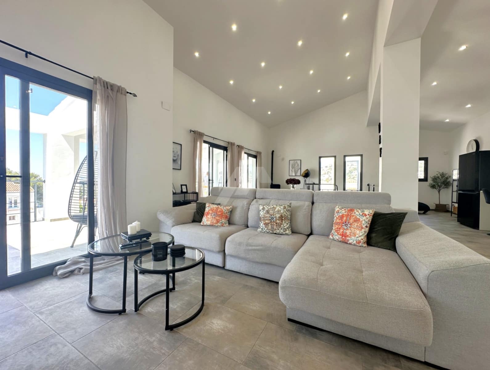 4 soveværelse Villa til salg i Benissa med swimmingpool garage - € 1.199.000 (Ref: 9030425)