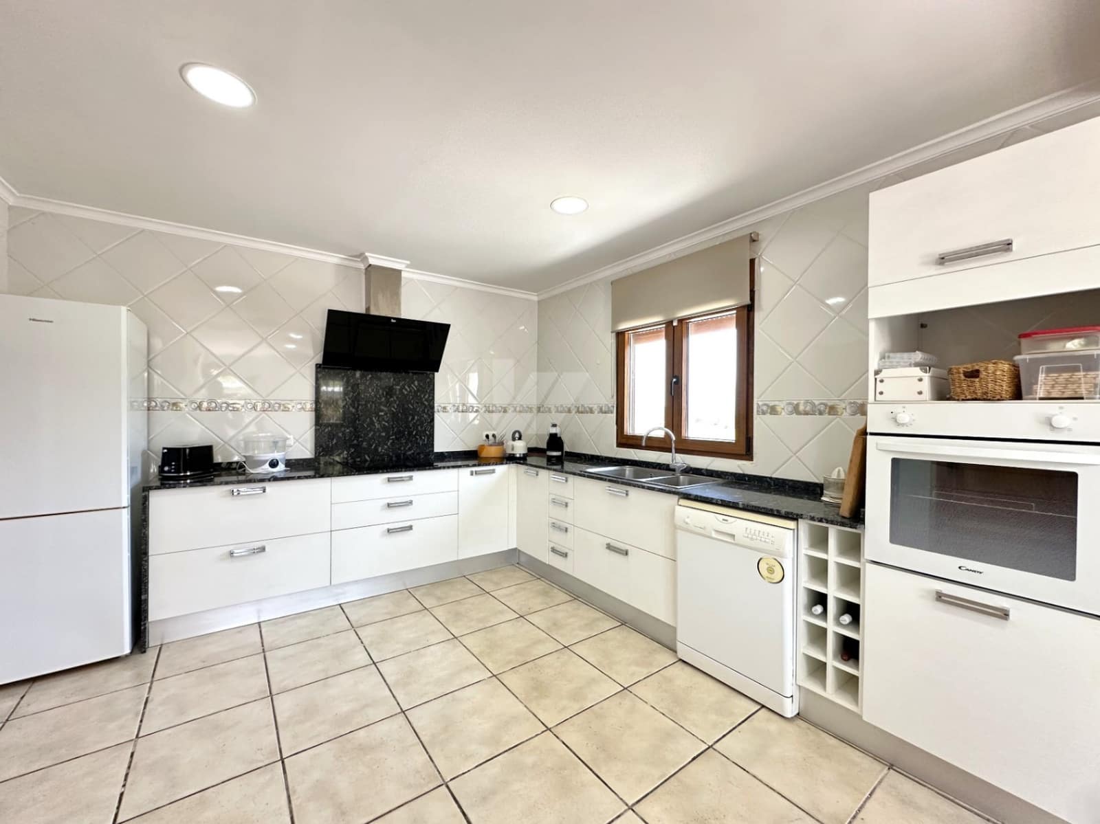 3 soveværelse Finca/Landehus til salg i Teulada med garage - € 625.000 (Ref: 9051495)