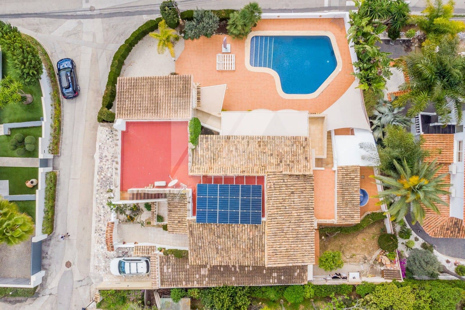 4 soveværelse Villa til salg i Moraira med swimmingpool garage - € 1.925.000 (Ref: 9215624)