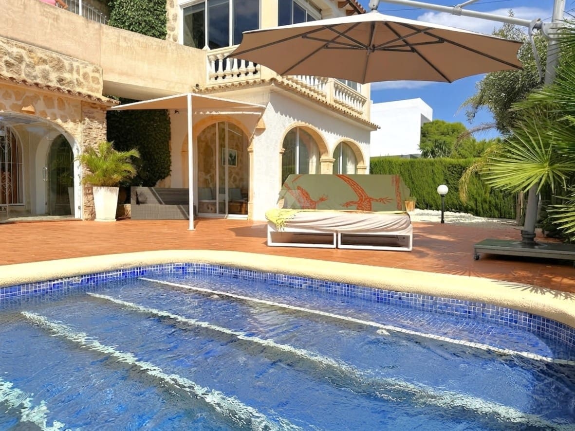 4 quarto Moradia para venda em Moraira com piscina garagem - 1 599 000 € (Ref: 9215624)