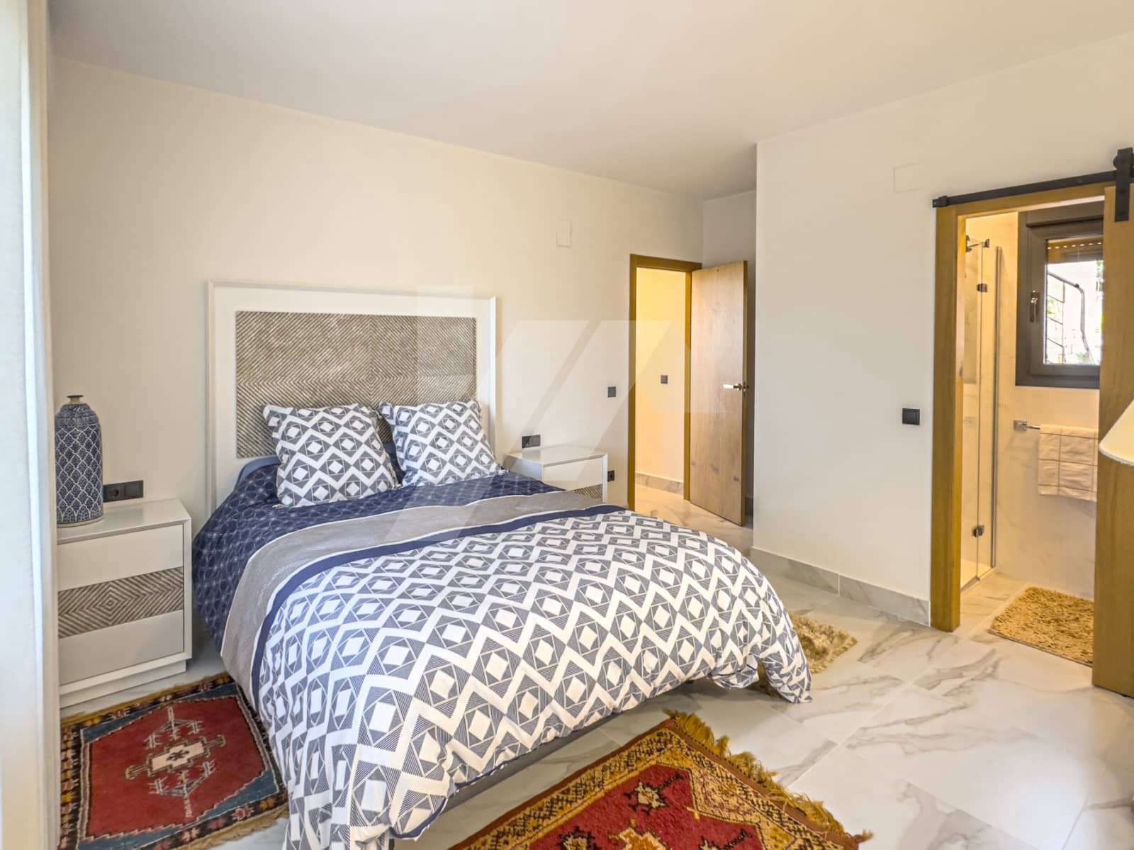 4 makuuhuone Huvila myytävänä paikassa Benissa mukana uima-altaan 
autotalli - 2 490 000 € (Ref: 9215626)