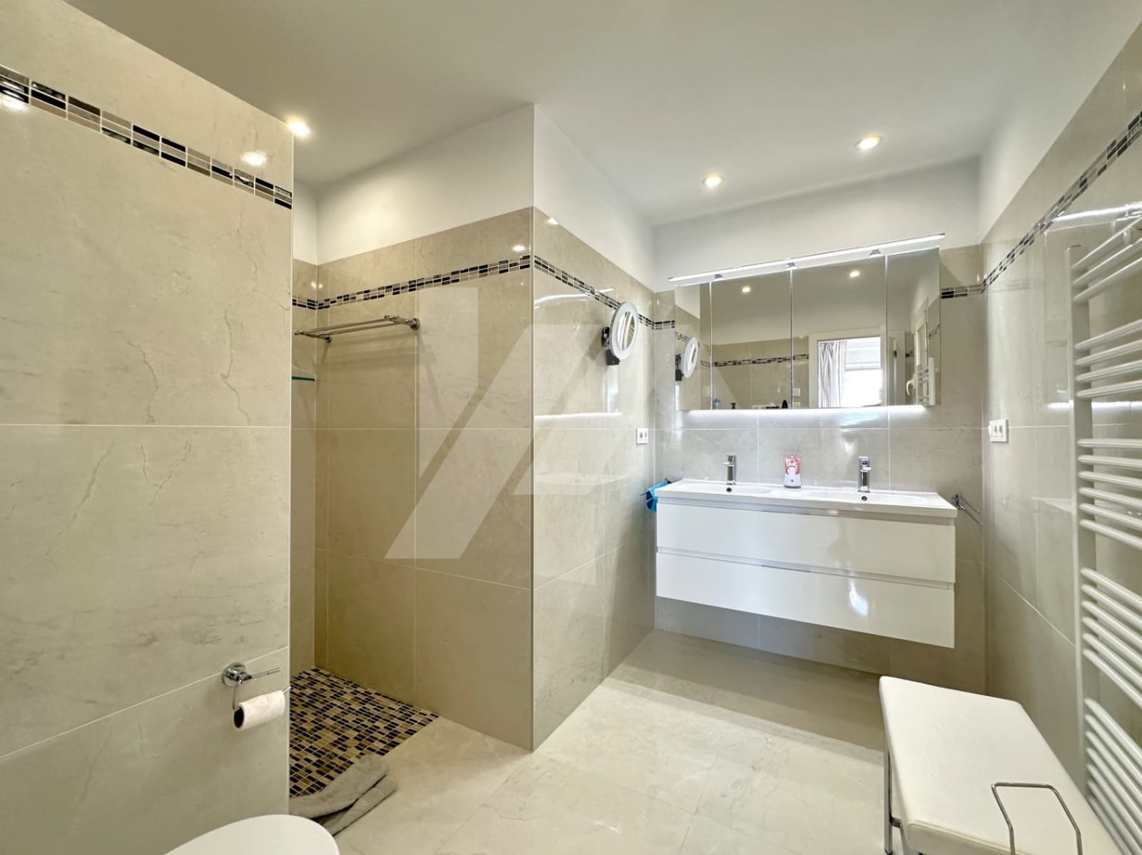 3 soverom Villa til salgs i Moraira med svømmebasseng garasje - € 1 390 000 (Ref: 9238859)