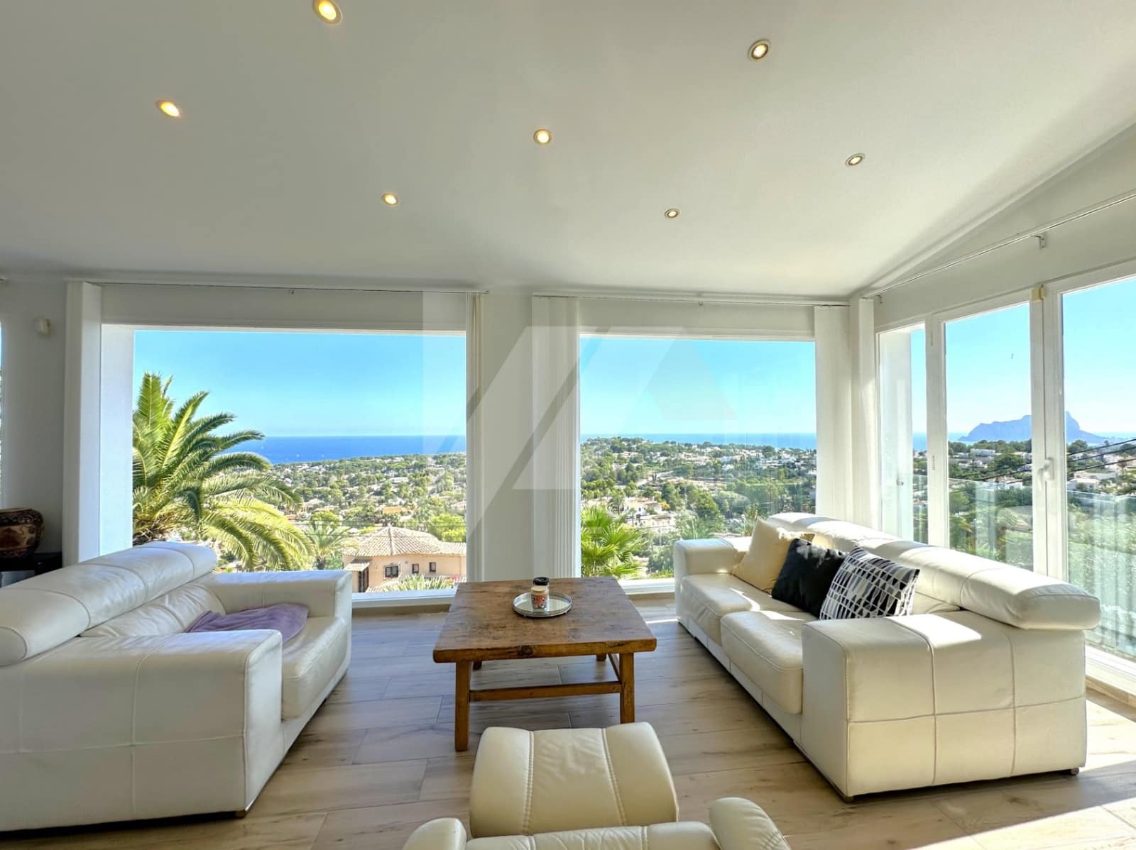 3 soverom Villa til salgs i Moraira med svømmebasseng garasje - € 1 390 000 (Ref: 9238859)