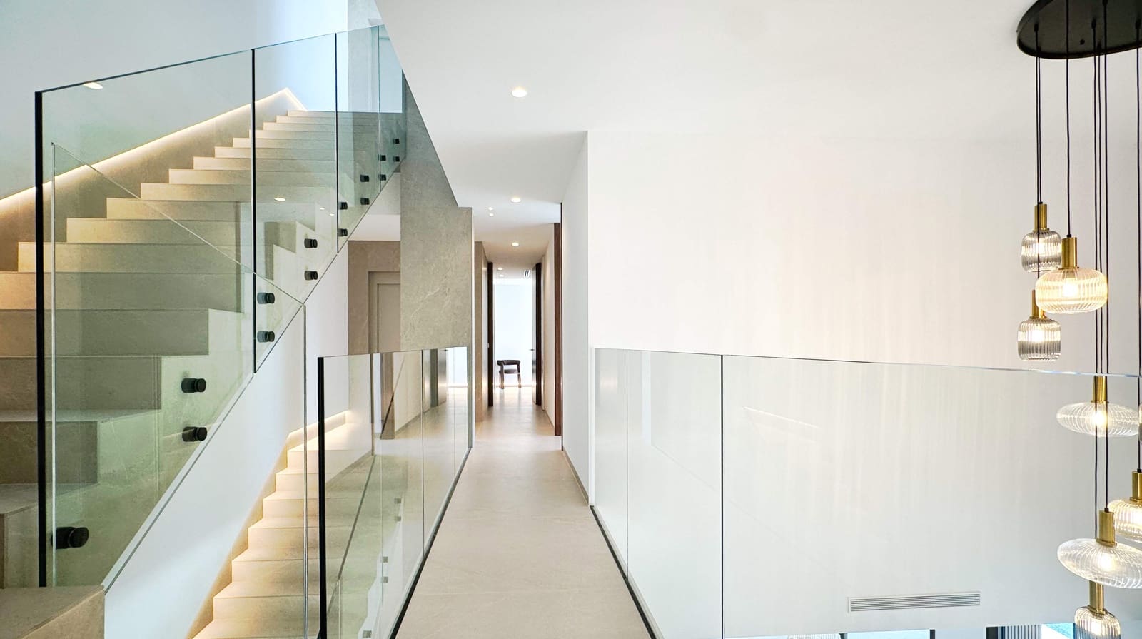 4 bedroom Villa for sale in Altea with pool garage - € 2,795,000 (Ref: 9293354)