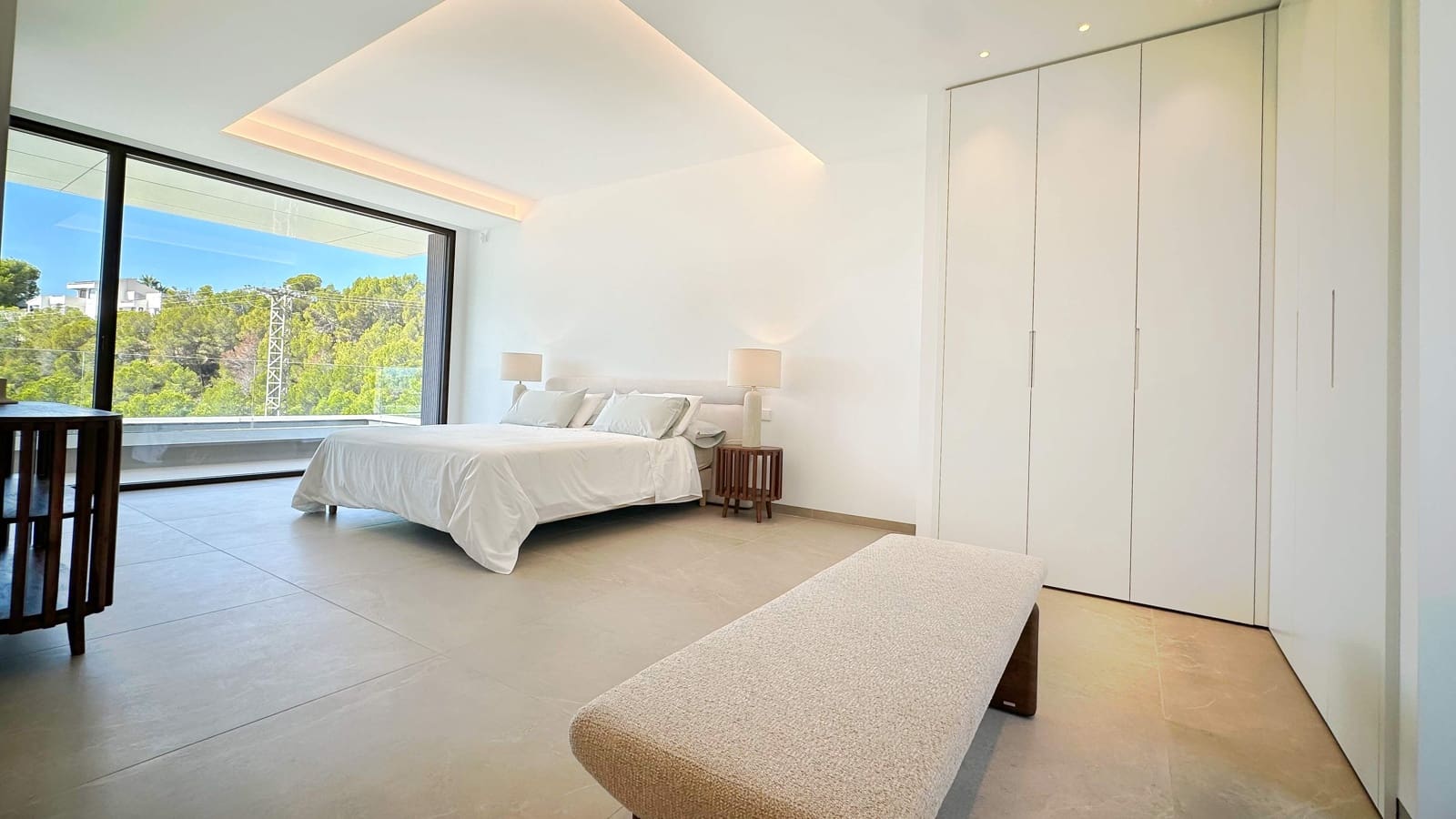 4 bedroom Villa for sale in Altea with pool garage - € 2,795,000 (Ref: 9293354)