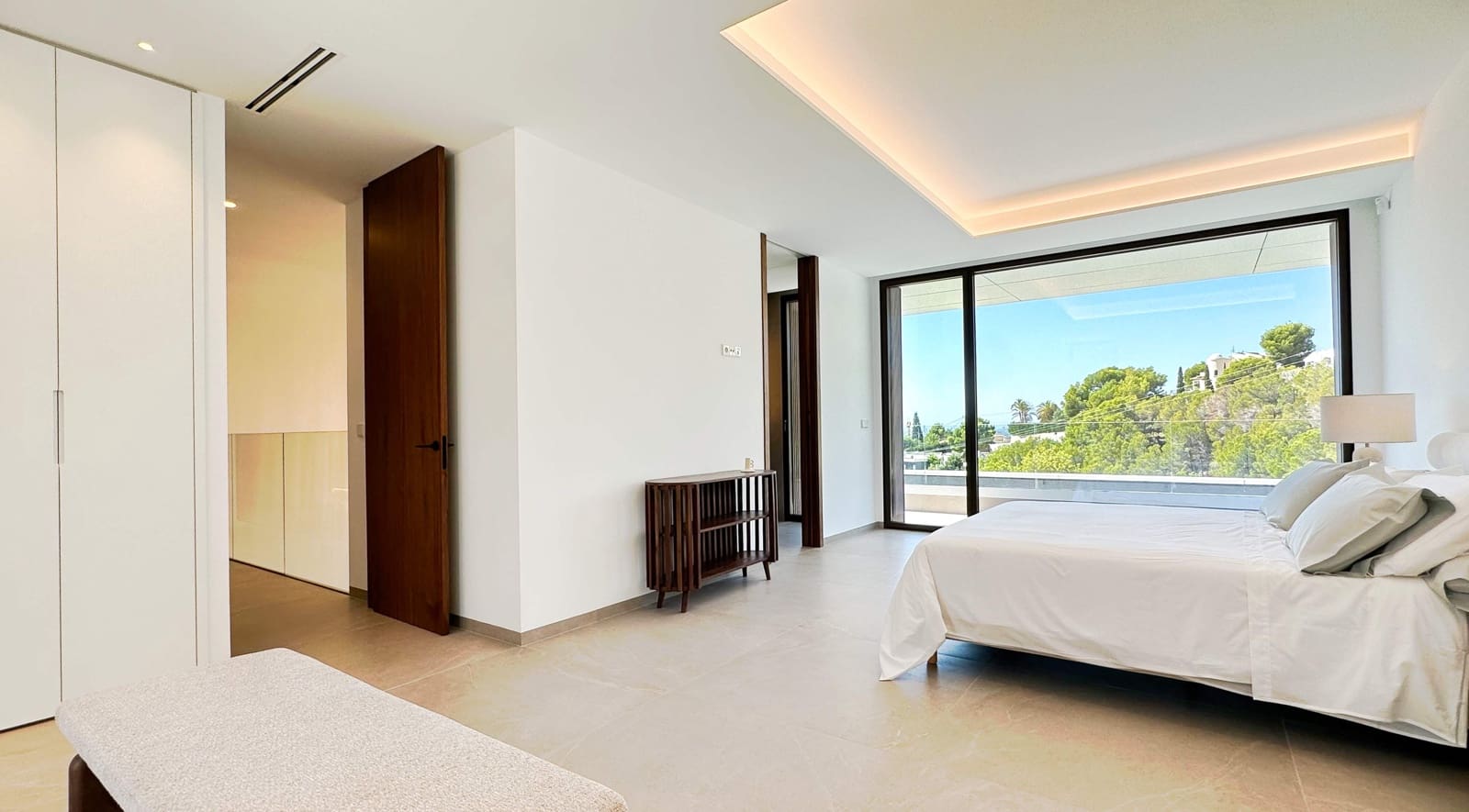 4 bedroom Villa for sale in Altea with pool garage - € 2,795,000 (Ref: 9293354)