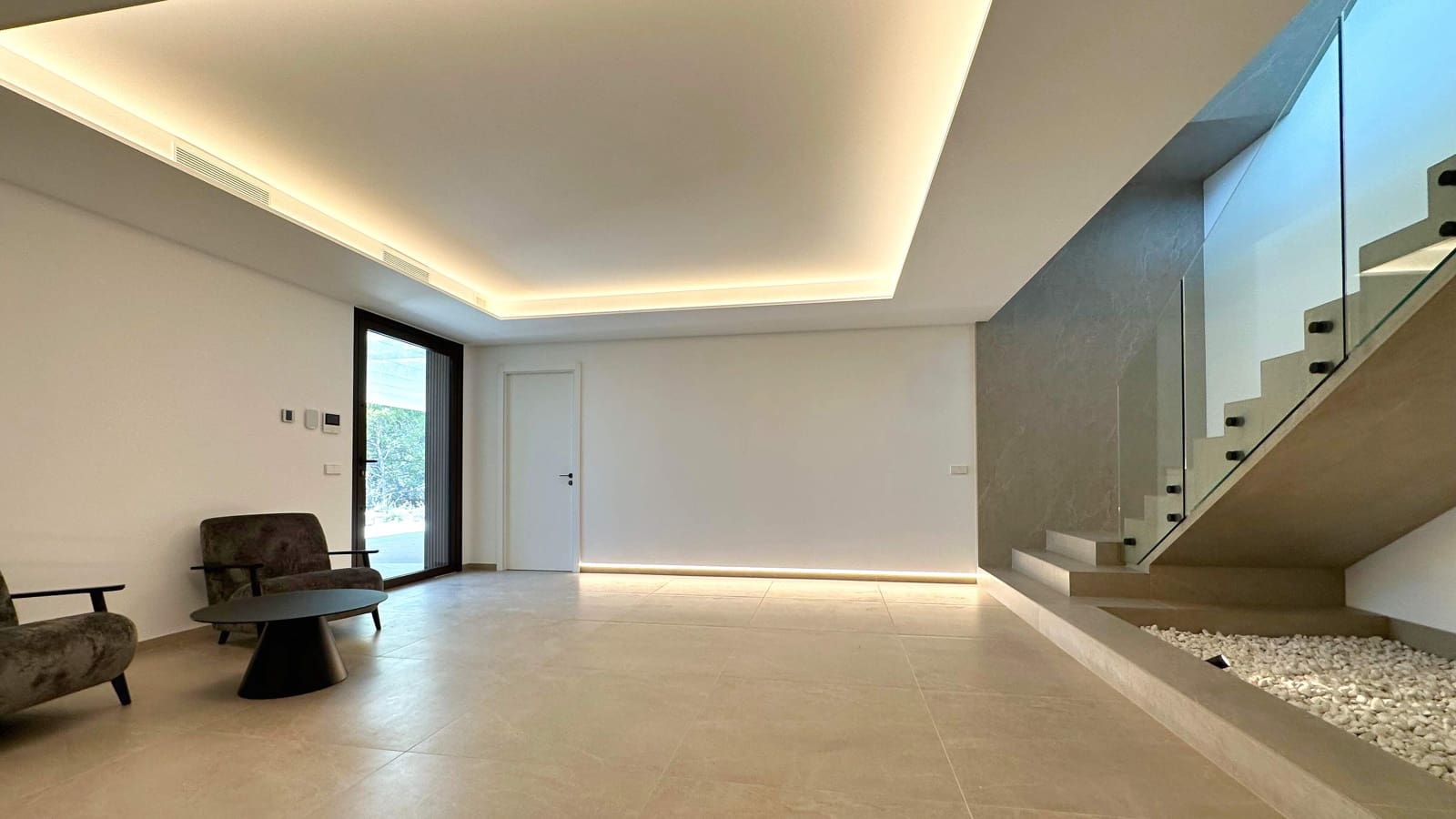 4 bedroom Villa for sale in Altea with pool garage - € 2,795,000 (Ref: 9293354)