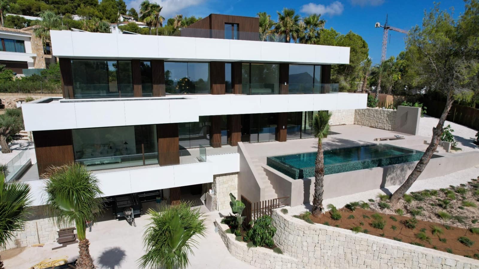 4 bedroom Villa for sale in Altea with pool garage - € 2,795,000 (Ref: 9293354)