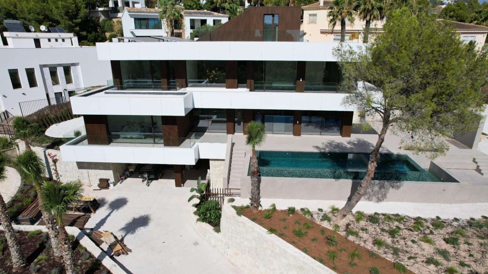 4 bedroom Villa for sale in Altea with pool garage - € 2,795,000 (Ref: 9293354)