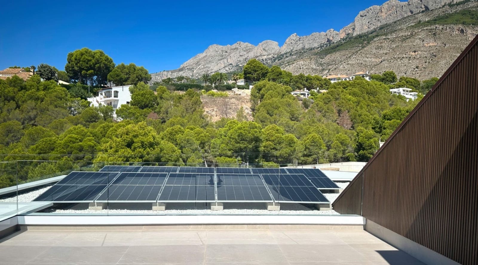 4 bedroom Villa for sale in Altea with pool garage - € 2,795,000 (Ref: 9293354)