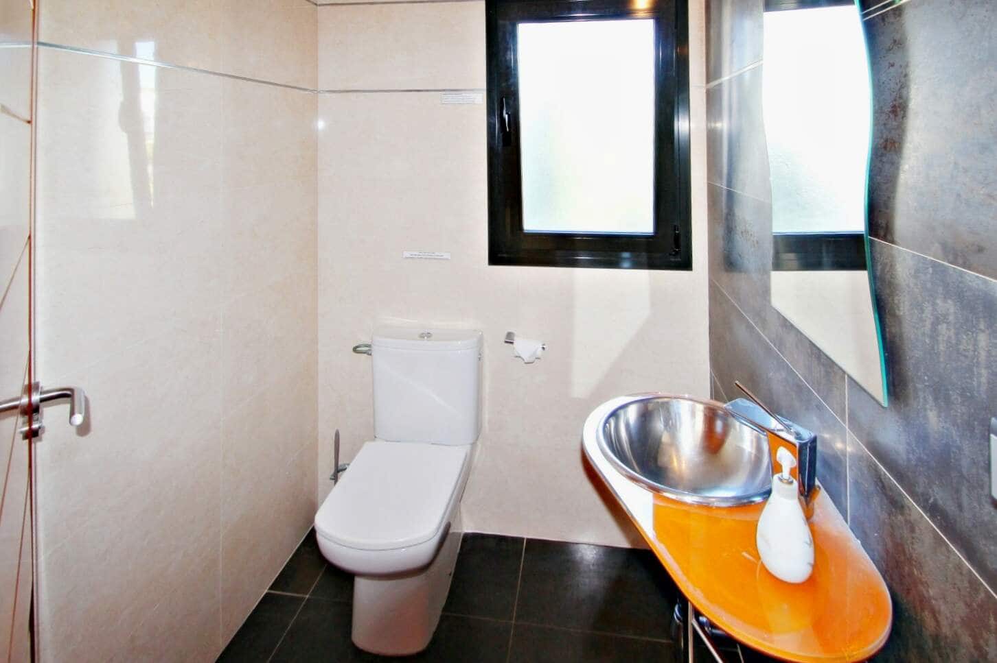 3 bedroom Villa for sale in Altea with pool garage - € 695,000 (Ref: 9293357)