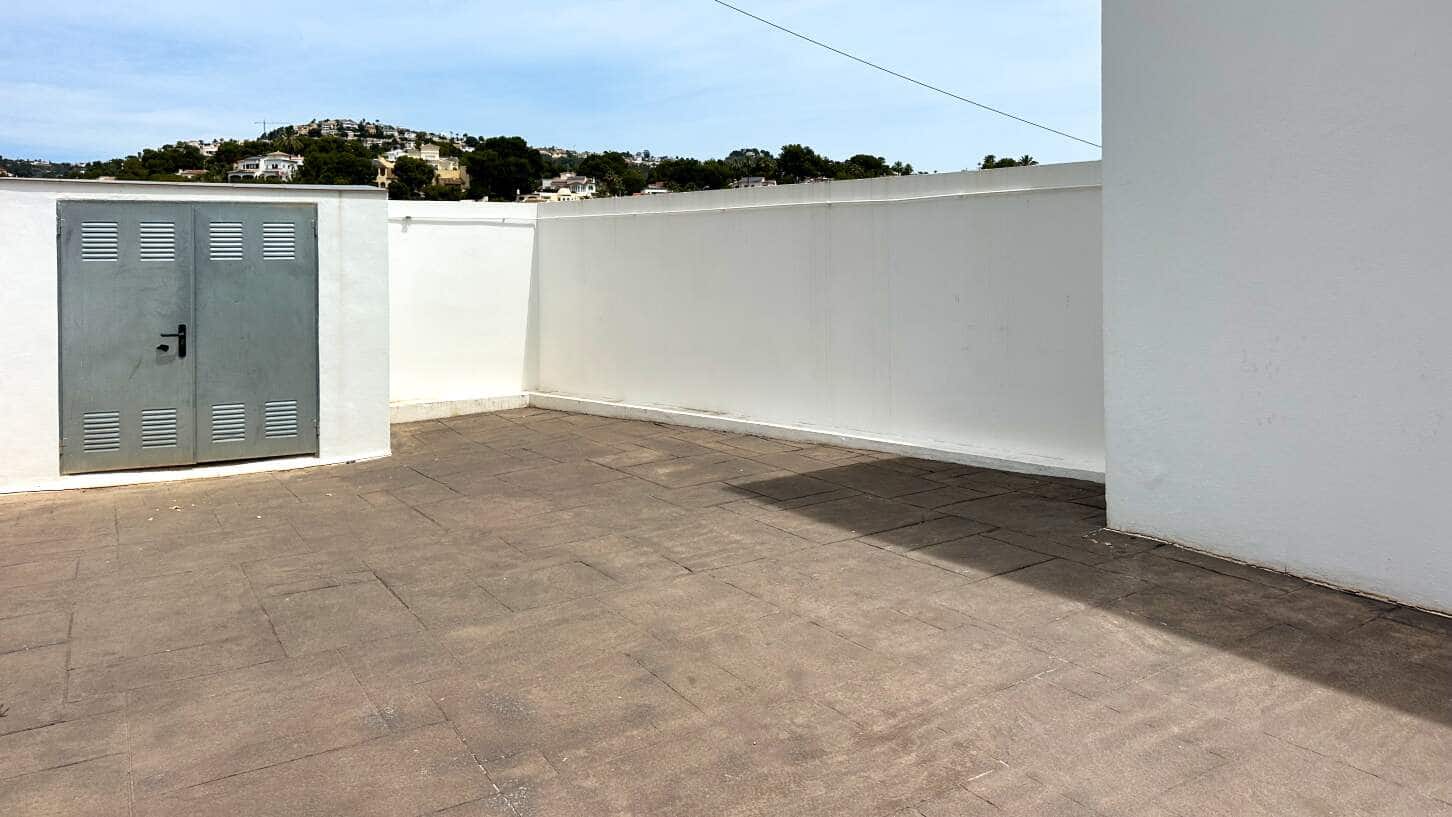 3 bedroom Villa for sale in Altea with pool garage - € 695,000 (Ref: 9293357)