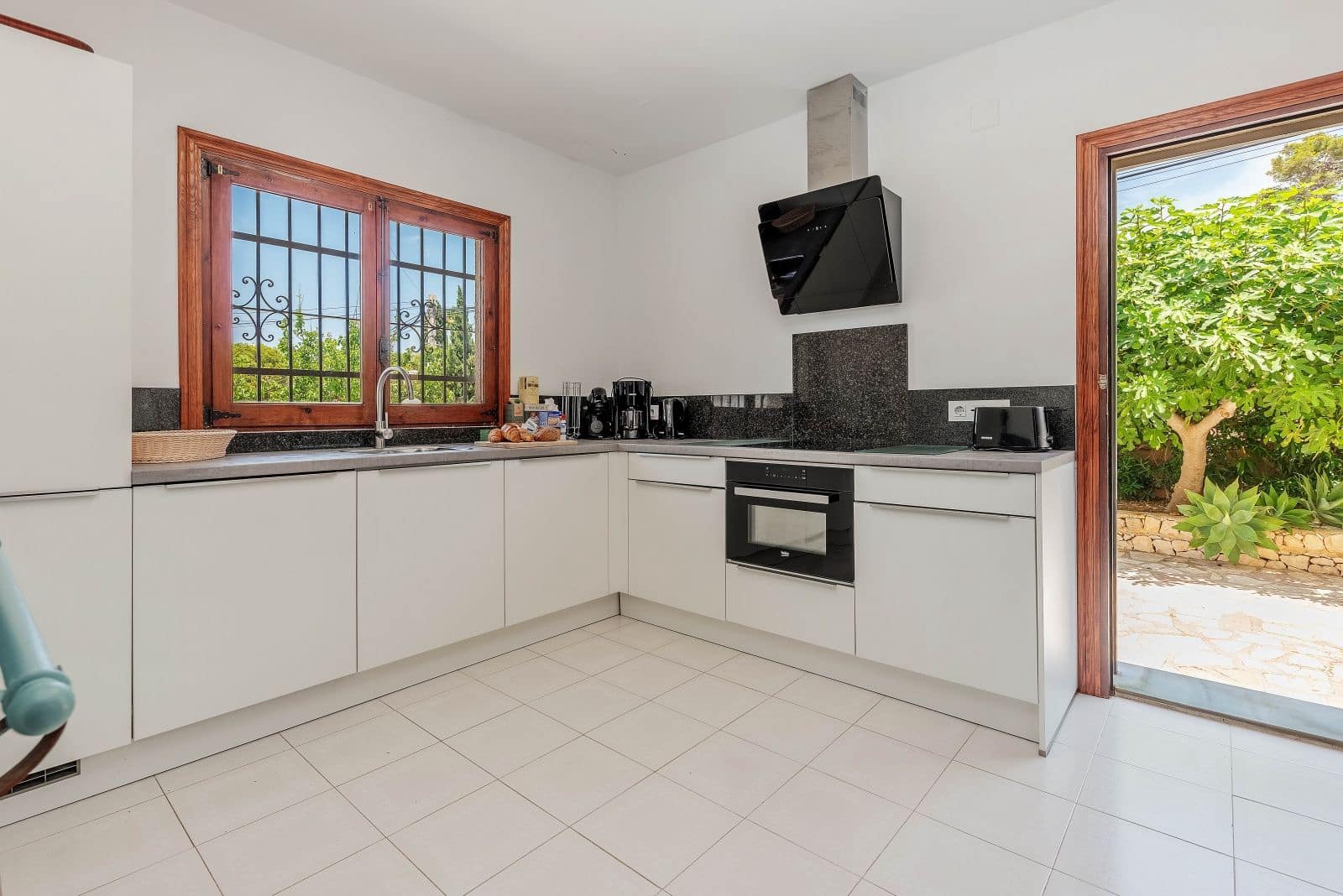 Chalet de 4 habitaciones en Moraira en venta con piscina garaje - 1.360.000 € (Ref: 9293359)