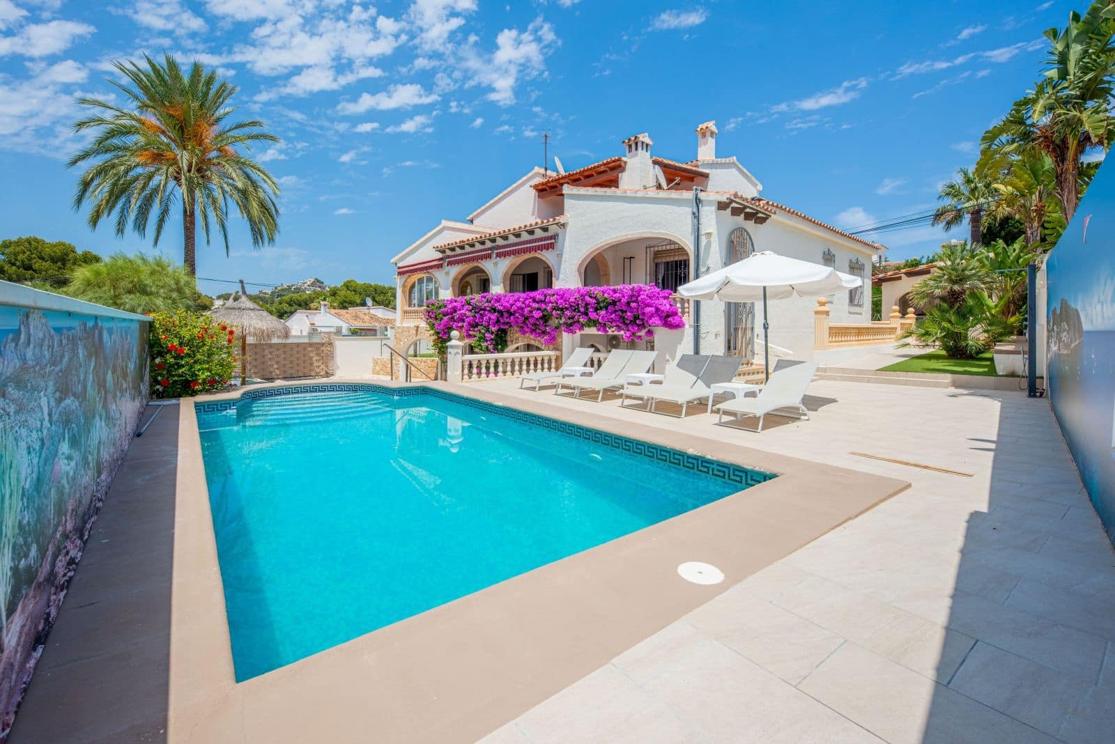 Chalet de 4 habitaciones en Moraira en venta con piscina garaje - 1.360.000 € (Ref: 9293359)