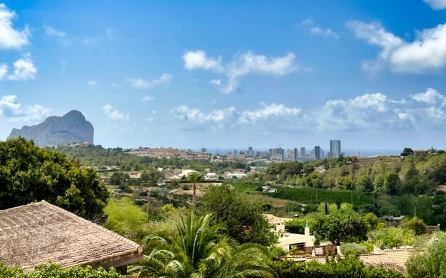 4 Zimmer Villa zu verkaufen in Calpe / Calp mit Garage - 995.000 € (Ref: 9293360)