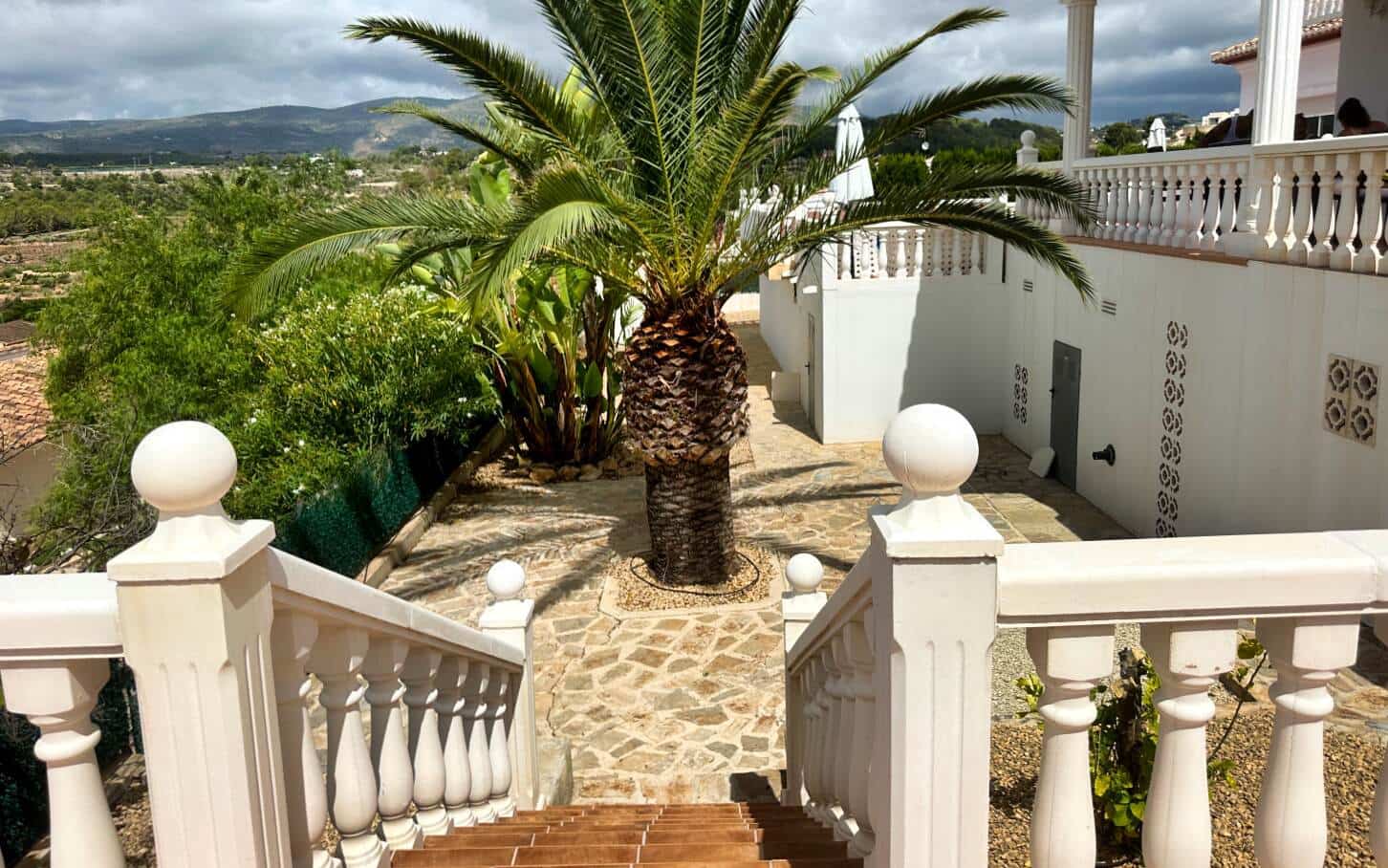 4 bedroom Villa for sale in Calpe / Calp with garage - € 995,000 (Ref: 9293360)