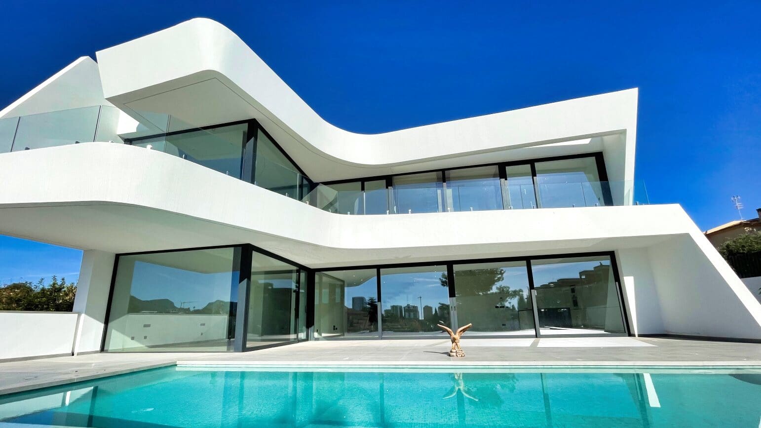 4 bedroom Villa for sale in Calpe / Calp with pool garage - € 1,290,000 (Ref: 9293361)