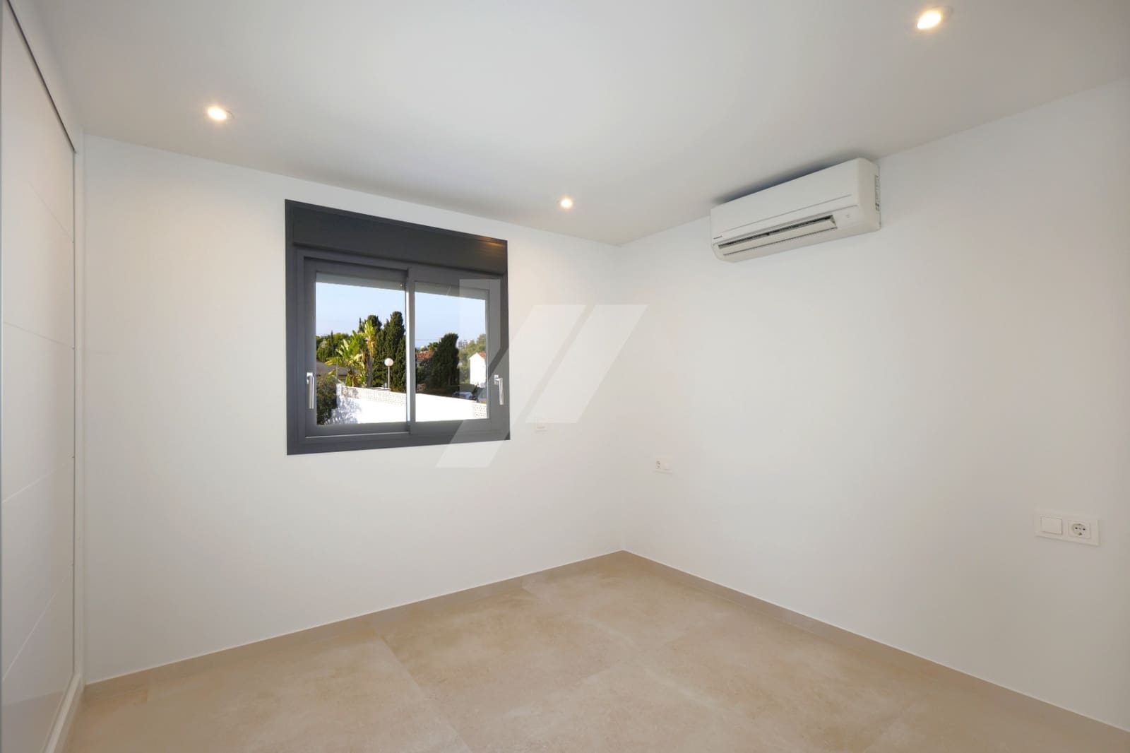 2 bedroom Villa for sale in Calpe / Calp with pool garage - € 840,000 (Ref: 9319887)