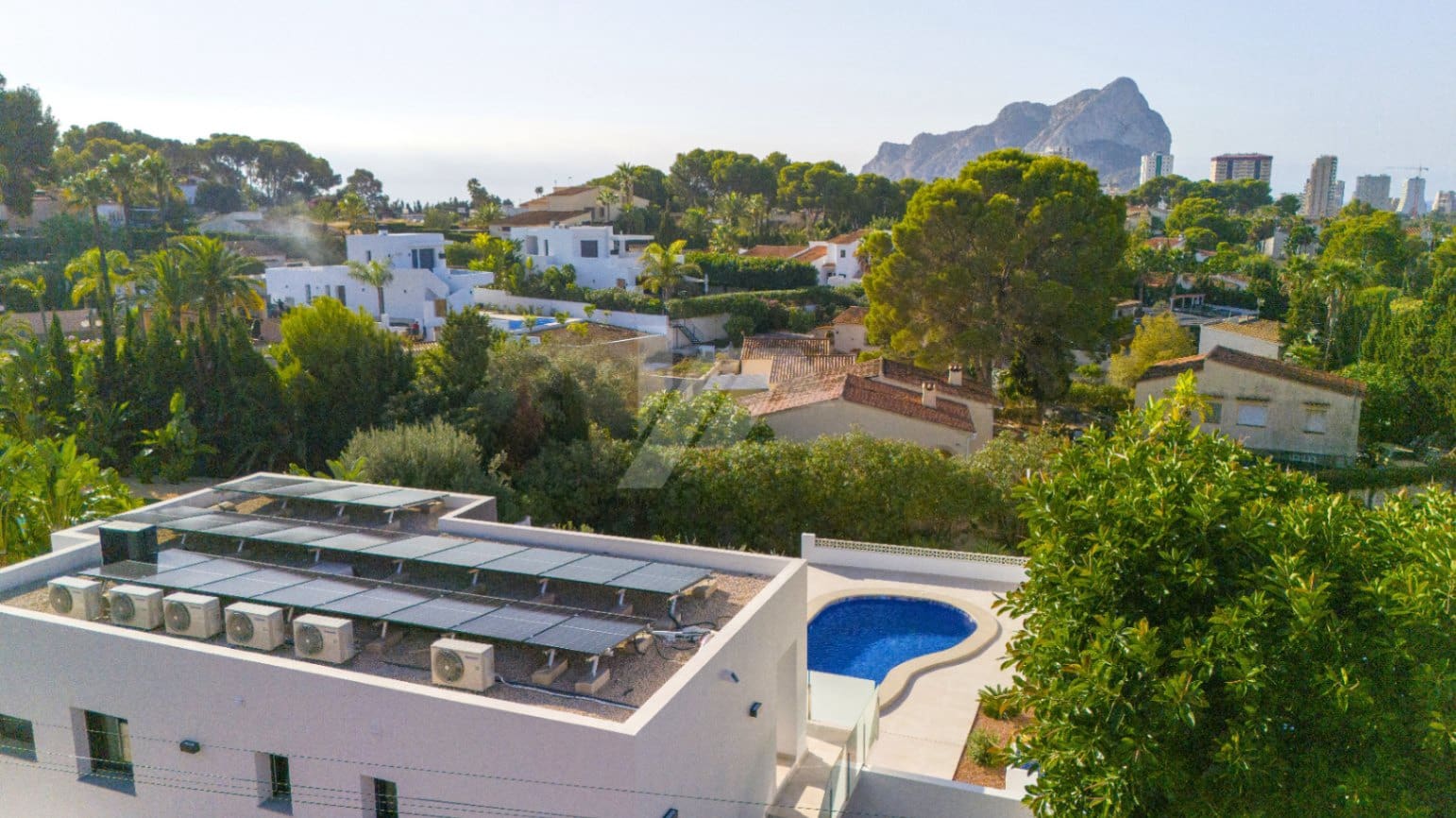 2 bedroom Villa for sale in Calpe / Calp with pool garage - € 840,000 (Ref: 9319887)