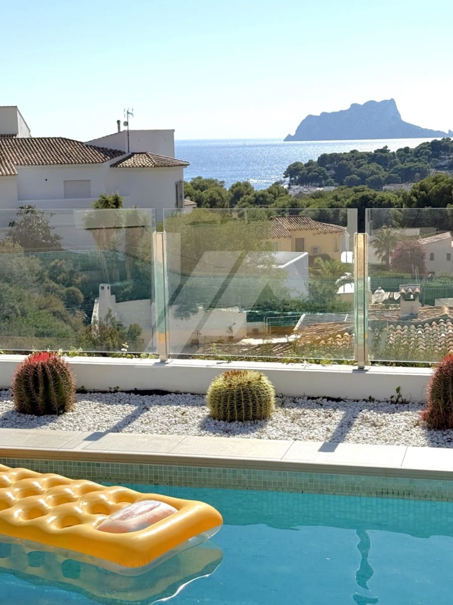 4 slaapkamer Villa te koop in Moraira met zwembad garage - € 1.850.000 (Ref: 9345725)