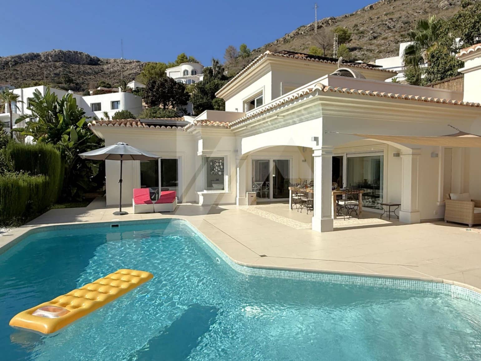 4 slaapkamer Villa te koop in Moraira met zwembad garage - € 1.850.000 (Ref: 9345725)