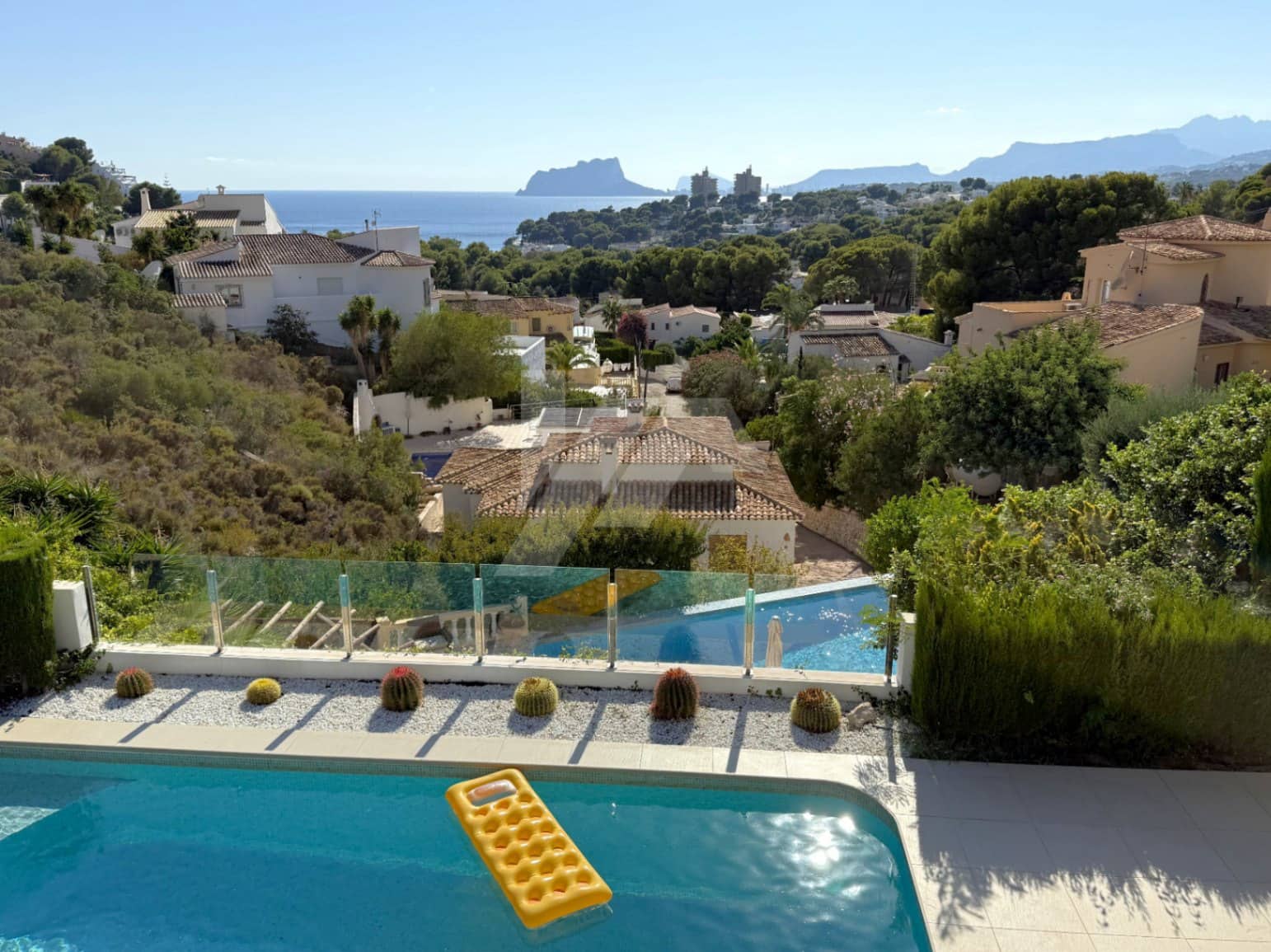 4 slaapkamer Villa te koop in Moraira met zwembad garage - € 1.850.000 (Ref: 9345725)