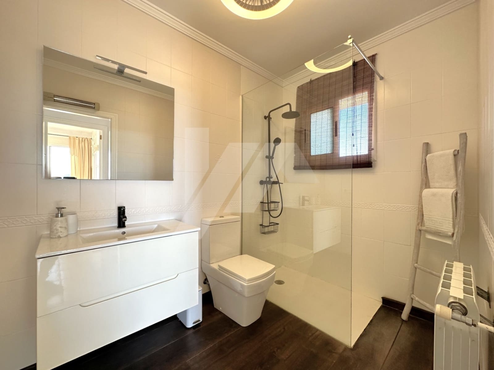 4 bedroom Villa for sale in Cumbre del Sol with pool garage - € 1,400,000 (Ref: 9353976)