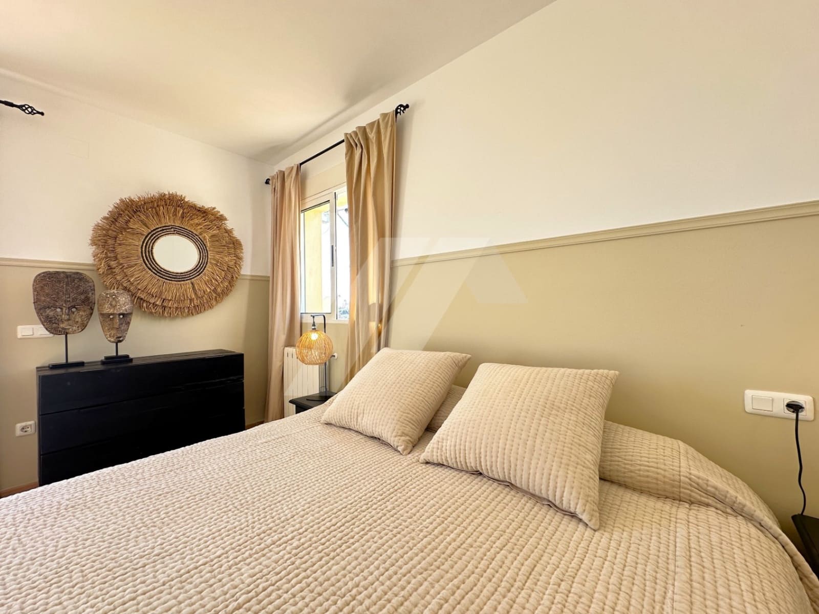 4 bedroom Villa for sale in Cumbre del Sol with pool garage - € 1,400,000 (Ref: 9353976)