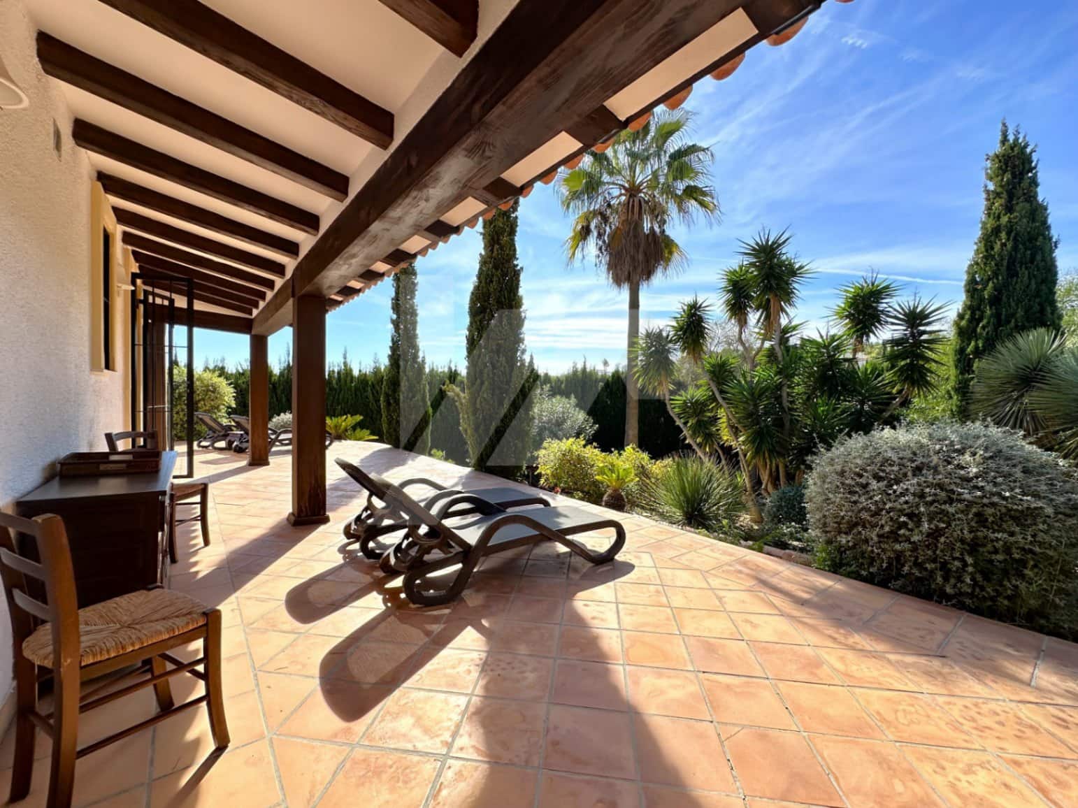4 bedroom Villa for sale in Cumbre del Sol with pool garage - € 1,400,000 (Ref: 9353976)