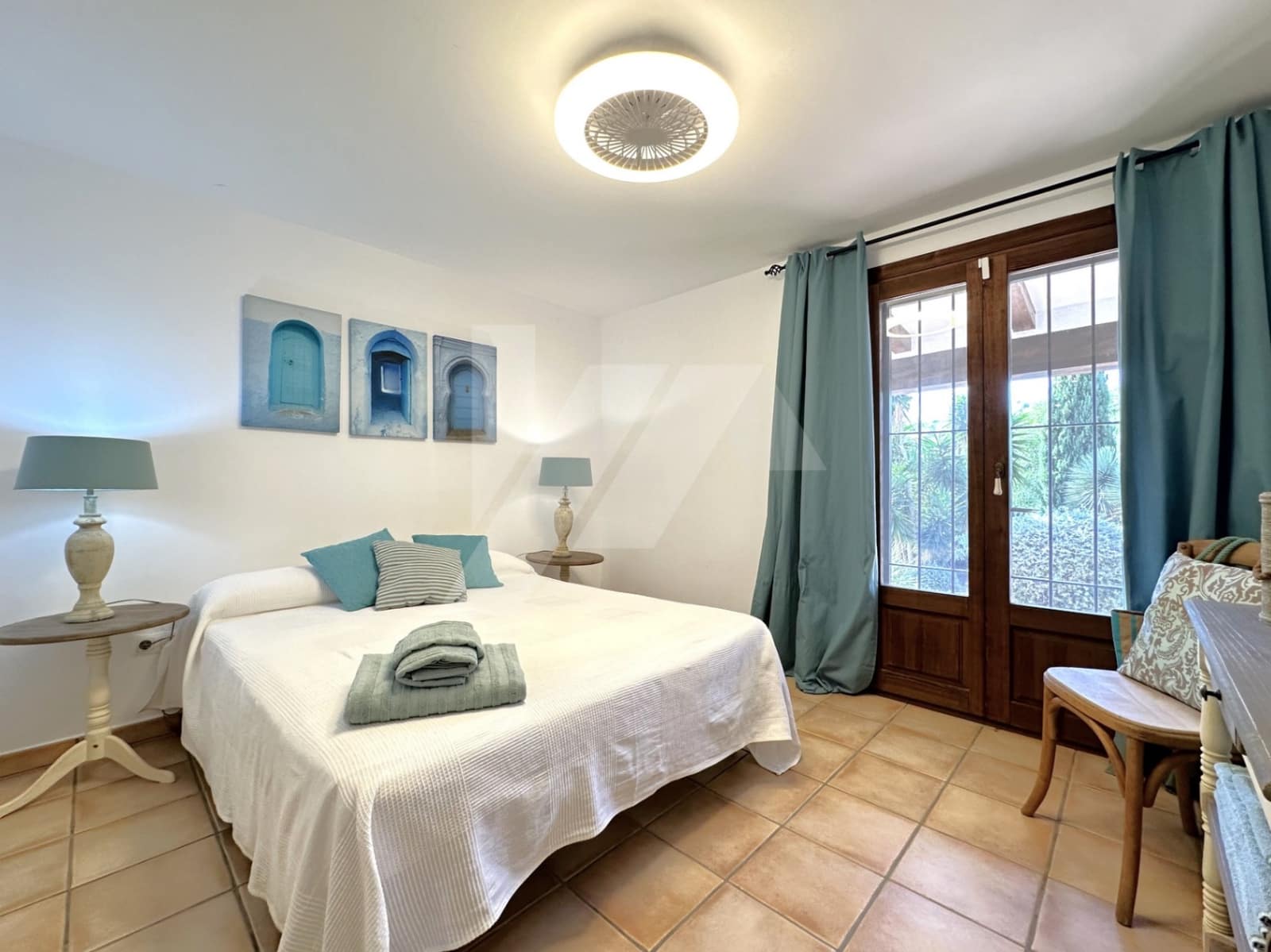 4 bedroom Villa for sale in Cumbre del Sol with pool garage - € 1,400,000 (Ref: 9353976)