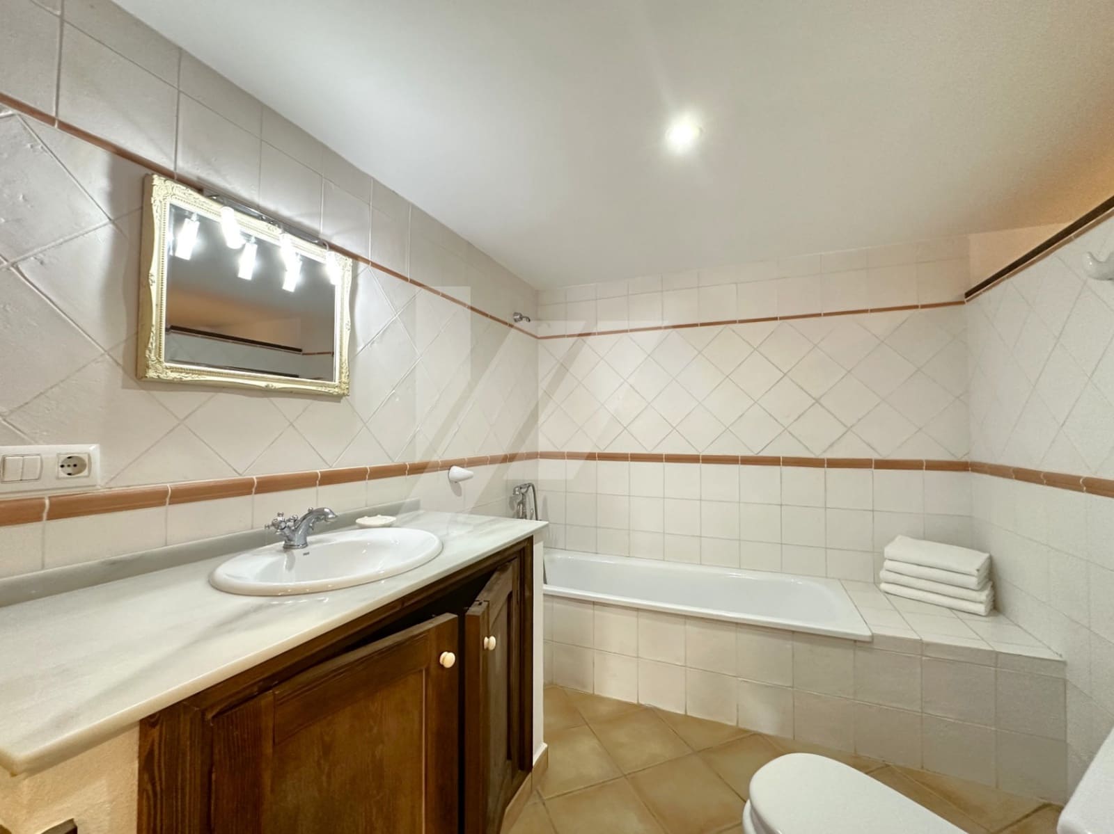 4 bedroom Villa for sale in Cumbre del Sol with pool garage - € 1,400,000 (Ref: 9353976)