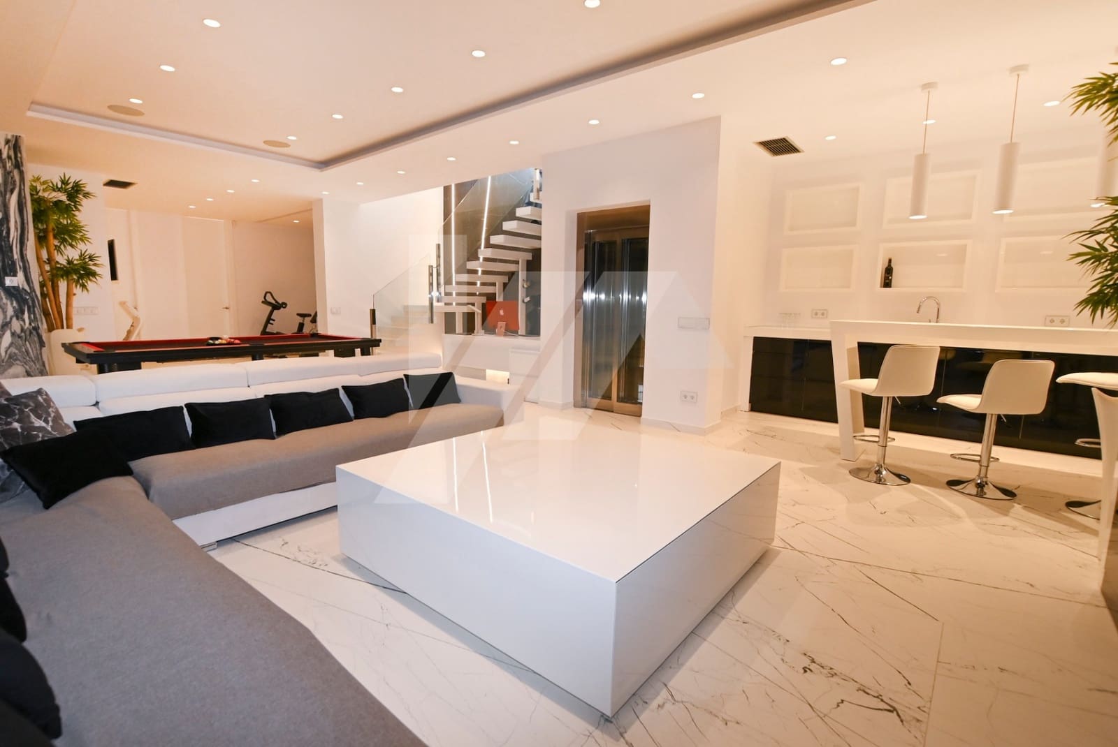 4 chambre Villa/Maison à vendre à Calpe / Calp avec piscine garage - 2 800 000 € (Ref: 9426526)