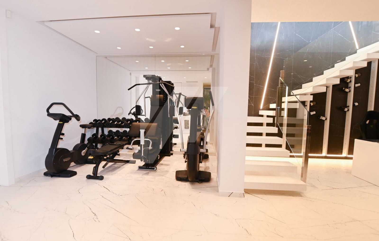 4 chambre Villa/Maison à vendre à Calpe / Calp avec piscine garage - 2 800 000 € (Ref: 9426526)