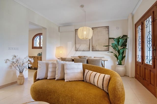 2 soverom Villa til salgs i Pinar del Advocat - Cometa, Teulada-Moraira med svømmebasseng garasje - € 695 000 (Ref: 9432592)