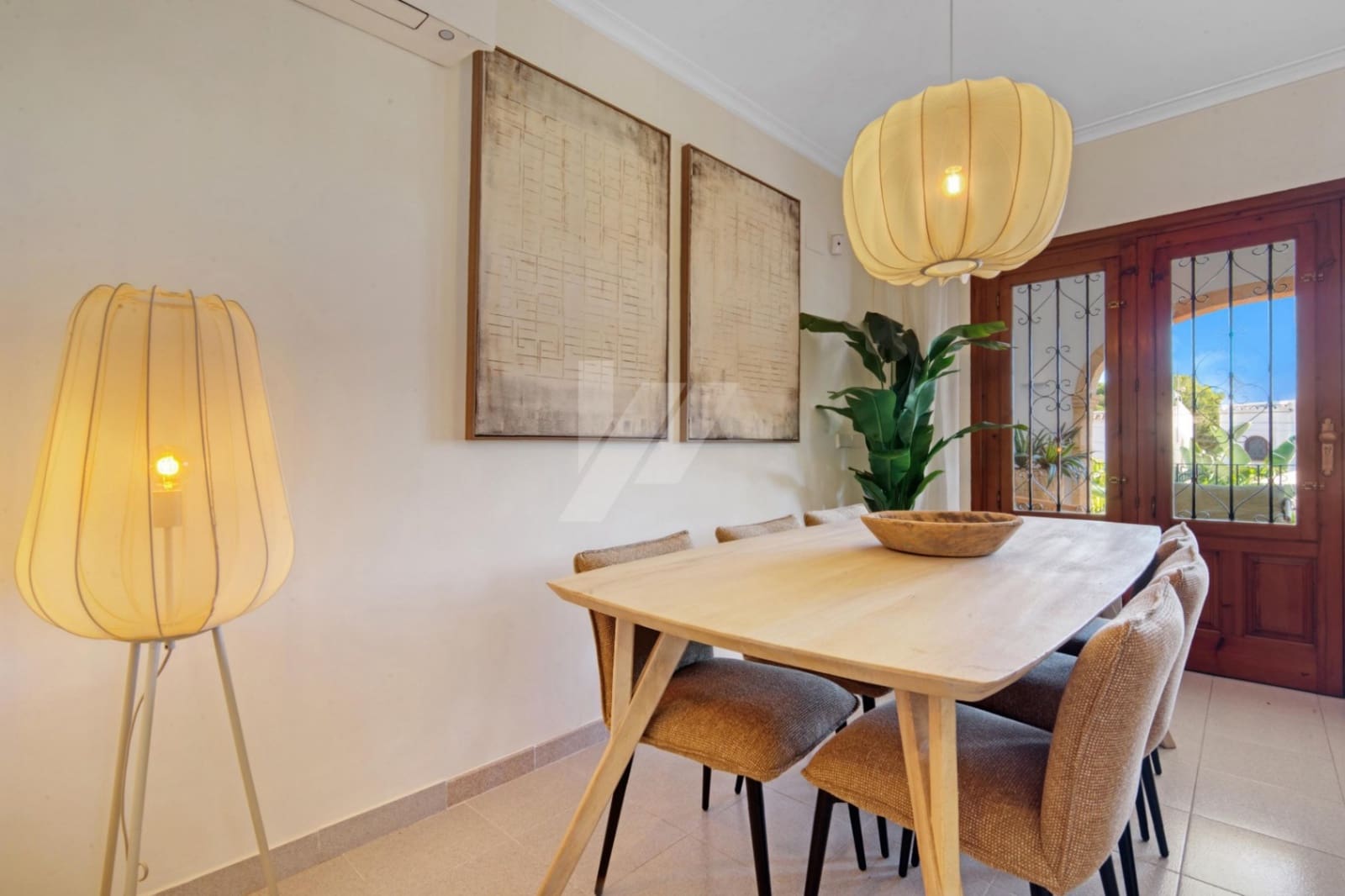 2 soverom Villa til salgs i Moraira med svømmebasseng garasje - € 695 000 (Ref: 9432592)