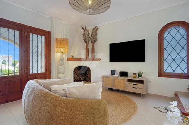 2 soverom Villa til salgs i Pinar del Advocat - Cometa, Teulada-Moraira med svømmebasseng garasje - € 695 000 (Ref: 9432592)